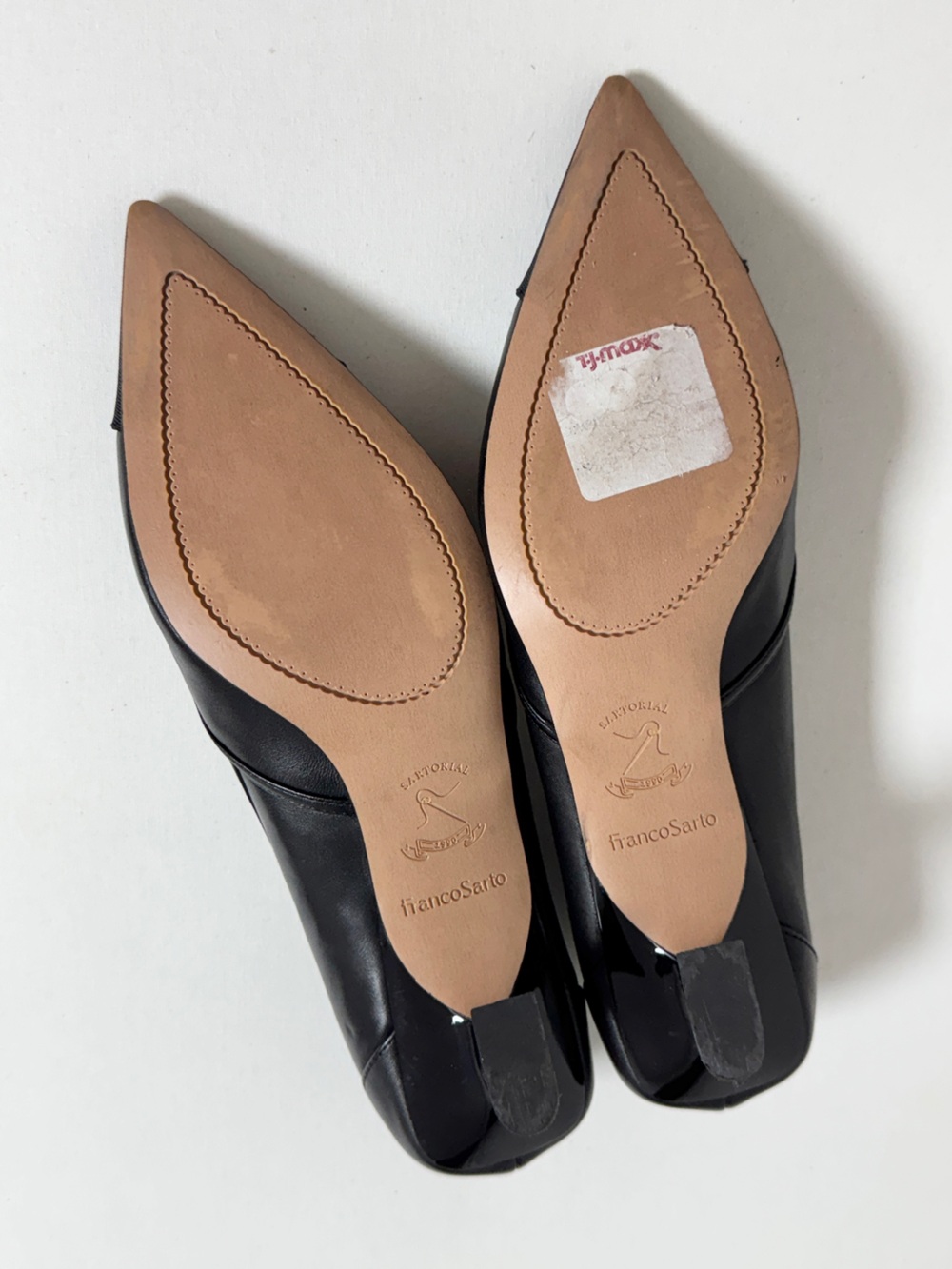 Franco Sarto Darcy Black Leather Pointed Toe Kitten Heel Pumps - Picture 13 of 15